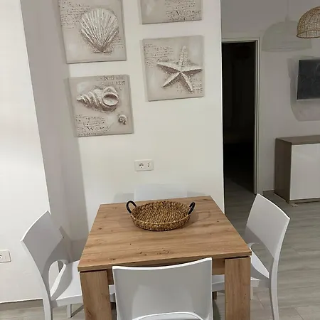 Apartment A 50 M Dal Mare, Pittulongu Olbia